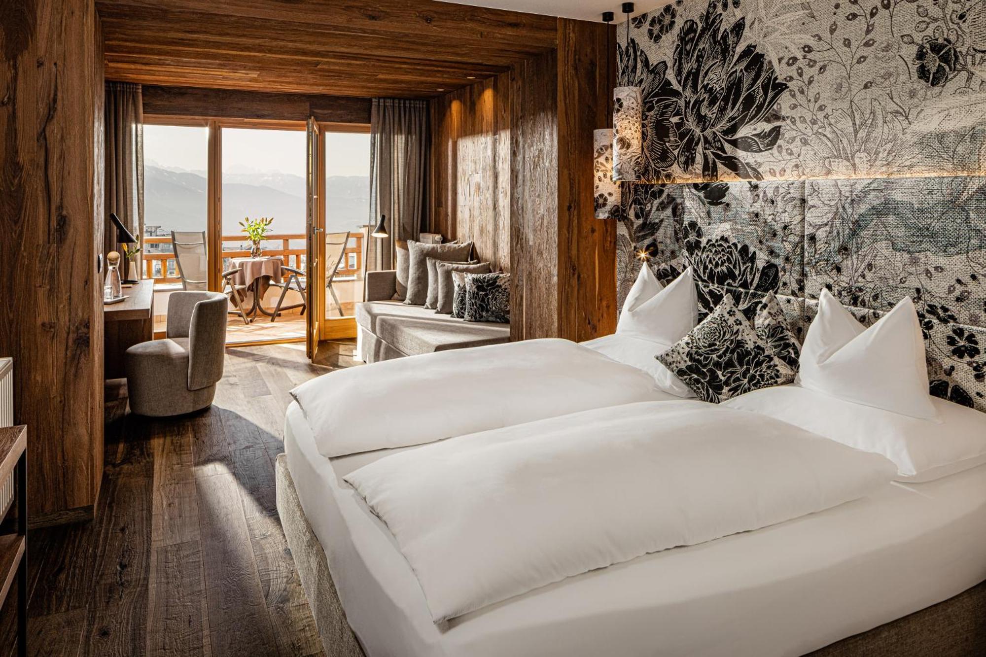 Sonnenberg Panorama Dolomites Wellbeing Hotel Maranza Luaran gambar